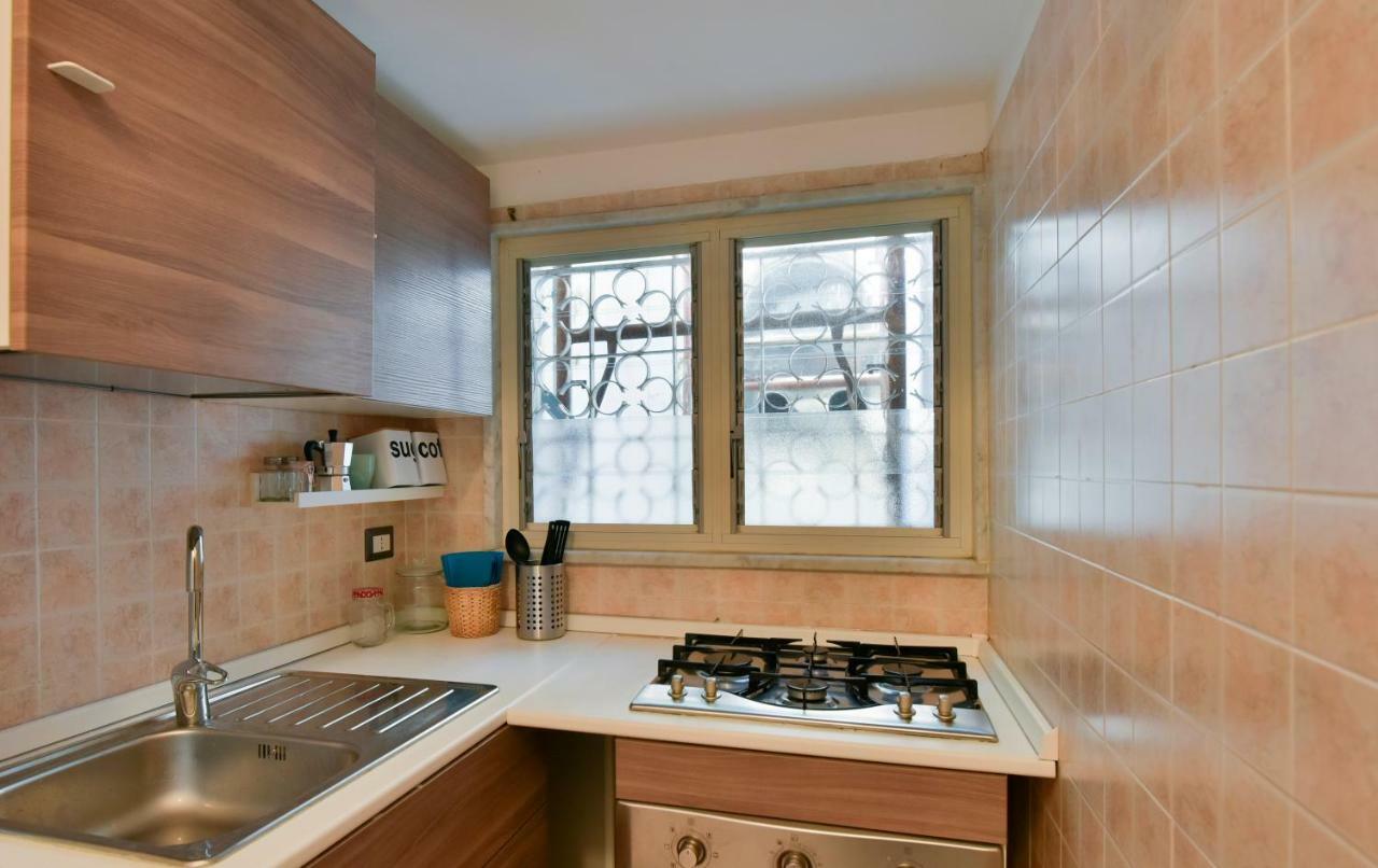 Tasso Apartment ซาแลร์โน ภายนอก รูปภาพ